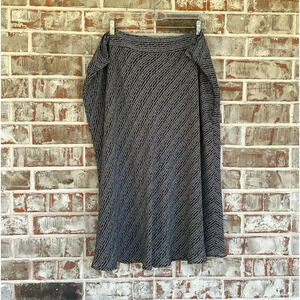 Covington Woman Gray Black Print Polyester Lined Skirt